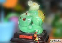 工藝禮品中的瑰寶 招財(cái)玉鼠與石料佛像的魅力